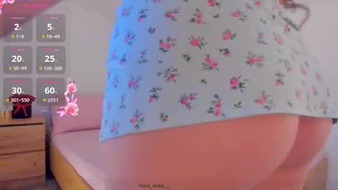 Snapshot of miss_anna__ chatting on March 11, 12:22 am Anna online show from March 11, 12:22 am