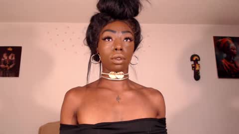 Snapshot of miss_ariaa chatting on September 24, 11:15 pm Aria Diaz online show from September 24, 11:15 pm