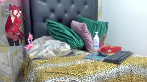 miss_big_ass21 online show from February 3, 8:02 am