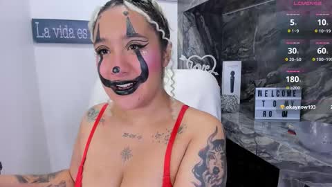 Snapshot of miss_danika chatting on October 17, 11:35 am Danika online show from October 17, 11:35 am