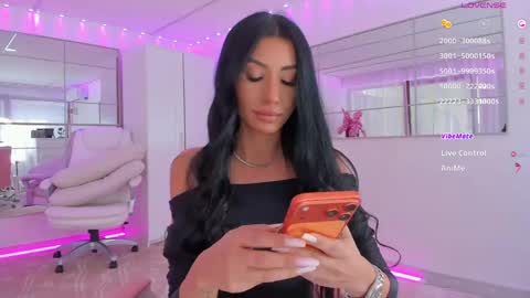 miss_diamond__ online show from April 20, 7:44 am