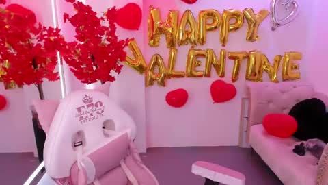 Melanie online show from February 16, 3:15 am