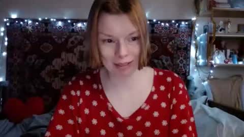 Snapshot of miss_elistia_ chatting on December 27, 11:50 am Elis online show from December 27, 11:50 am