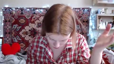 Snapshot of miss_elistia_ chatting on February 28, 11:58 am Elis online show from February 28, 11:58 am