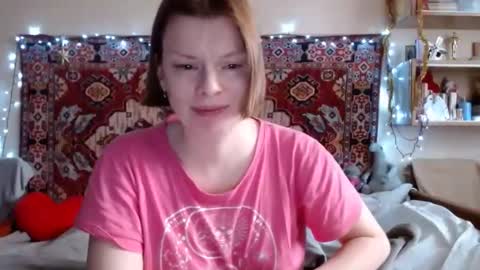 Snapshot of miss_elistia_ chatting on December 18, 12:18 pm Elis online show from December 18, 12:18 pm