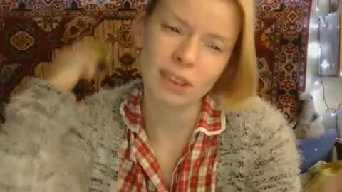 Snapshot of miss_elistia_ chatting on October 15, 11:35 am Elis online show from October 15, 11:35 am