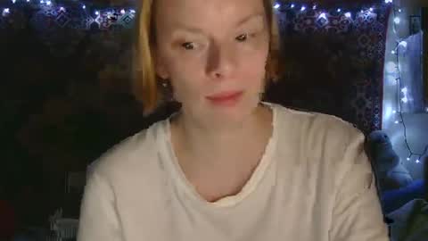 Snapshot of miss_elistia_ chatting on September 27, 5:42 pm Elis online show from September 27, 5:42 pm