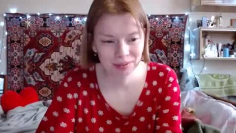 Snapshot of miss_elistia_ chatting on February 24, 12:14 pm Elis online show from February 24, 12:14 pm