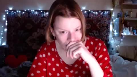 Snapshot of miss_elistia_ chatting on December 25, 12:05 pm Elis online show from December 25, 12:05 pm