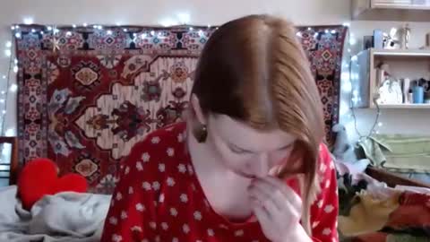 Snapshot of miss_elistia_ chatting on February 25, 12:16 pm Elis online show from February 25, 12:16 pm