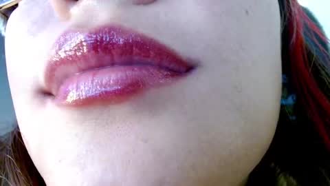 Miss Evoleth online show from March 11, 4:40 pm