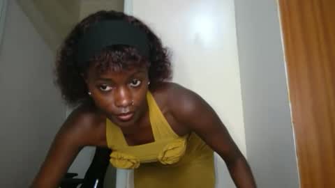 SensuElle  WHAT I DONT SHOW HERE... YOULL ONLY SEE IN PRIVATE  online show from April 23, 12:40 pm