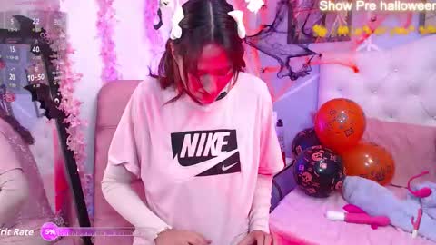 Snapshot of miss_jhelenaa_ chatting on October 17, 11:41 pm miss_jhelenaa_ online show from October 17, 11:41 pm