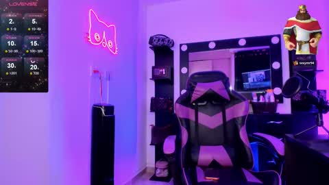 Miss Kittyn online show from March 25, 1:11 am