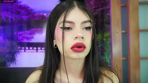 Snapshot of miss_lucyla chatting on February 7, 11:01 am miss_lucyla online show from February 7, 11:01 am