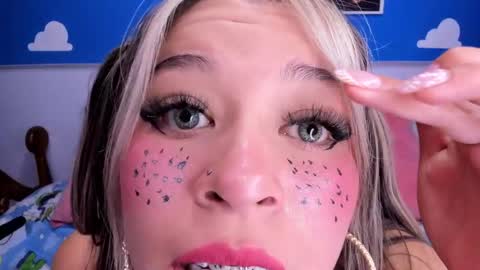 miss_lucyla online show from April 2, 1:41 pm