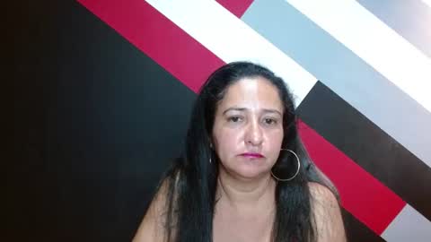 Mary online show from July 6, 6:10 pm