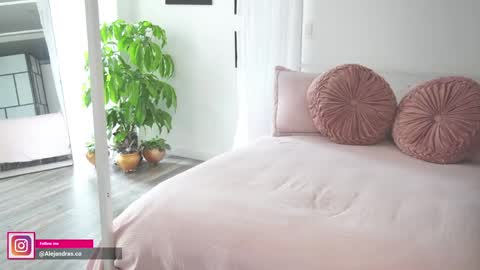 Alejandra online show from June 6, 3:18 pm