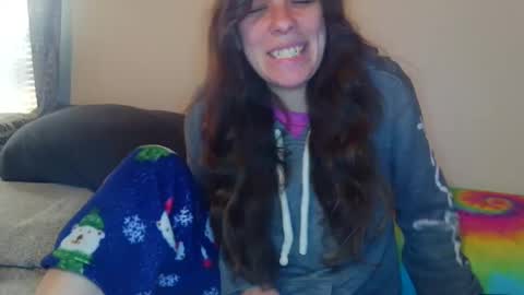 Snapshot of miss_sunshine01 chatting on October 6, 2:34 pm Bella online show from October 6, 2:34 pm