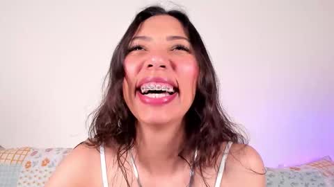Snapshot of miss_veronica2 chatting on September 12, 1:07 pm Miss Veronica online show from September 12, 1:07 pm