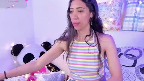 Snapshot of miss_veronica2 chatting on February 19, 11:49 am Miss Veronica online show from February 19, 11:49 am