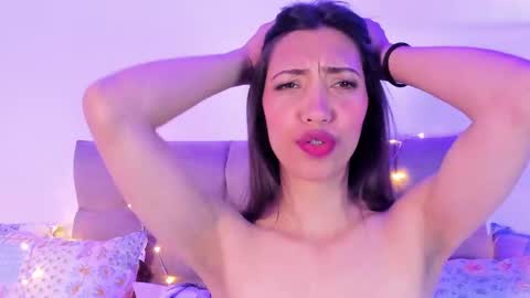 Snapshot of miss_veronica2 chatting on February 6, 12:37 pm Miss Veronica online show from February 6, 12:37 pm