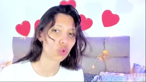 Snapshot of miss_veronica2 chatting on February 12, 11:40 am Miss Veronica online show from February 12, 11:40 am
