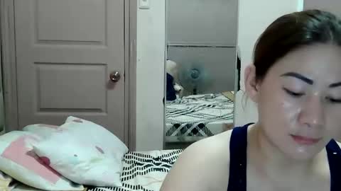 HOT MOMMY ZEPHYR online show from April 1, 1:41 pm