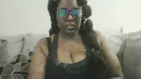 misscc9913 online show from December 4, 2:30 pm