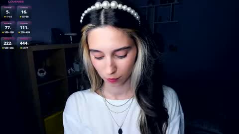 Shelley online show from September 18, 7:29 am