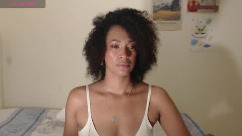 Donna di Diamanti online show from February 4, 10:35 pm