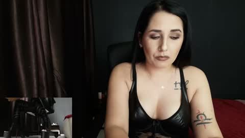 Snapshot of missdyaa chatting on September 23, 9:35 pm Miss online show from September 23, 9:35 pm