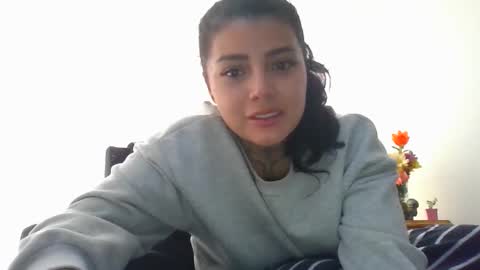 melodie  online show from March 7, 10:54 pm