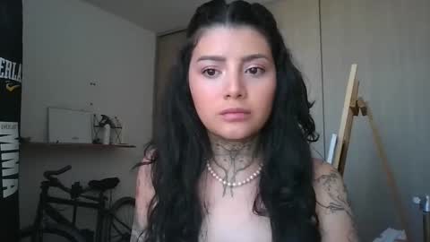 melodie  online show from January 14, 1:49 pm