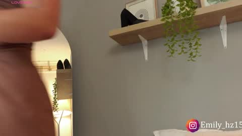 Yuliana online show from November 18, 9:43 am