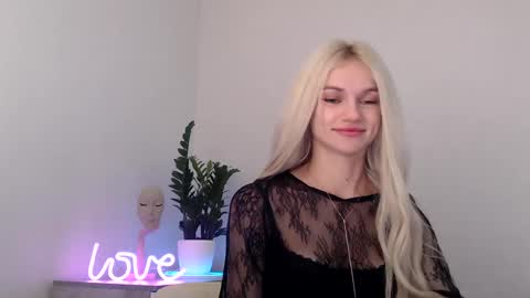 EMMA online show from January 4, 9:52 pm