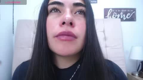 Snapshot of missexy303av chatting on January 18, 2:55 pm missexy303av online show from January 18, 2:55 pm