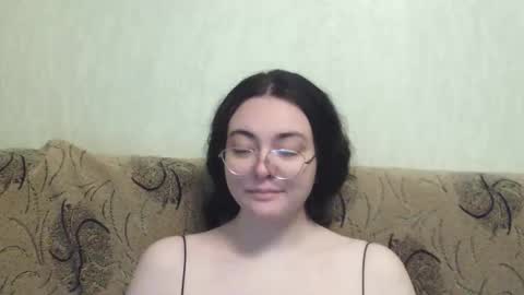 missis mona online show from October 29, 7:45 am