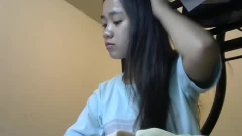 Snapshot of missjona08 chatting on December 27, 5:05 pm Jona online show from December 27, 5:05 pm
