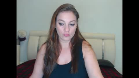 Khloe online show from December 23, 1:20 am