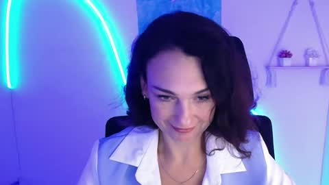 Christina online show from October 18, 11:24 am