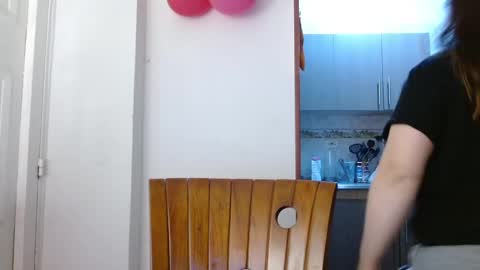 Snapshot of misslady__eva chatting on March 8, 9:35 am eva online show from March 8, 9:35 am