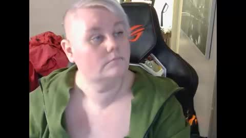 misslj90 online show from April 24, 10:12 pm