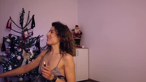 Snapshot of misslullu chatting on December 23, 9:38 am Lullu online show from December 23, 9:38 am