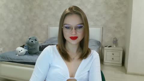 Snapshot of missmariat chatting on January 28, 3:46 pm OneGoddess online show from January 28, 3:46 pm