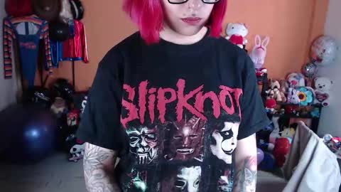 Miss Mia online show from October 18, 4:10 pm