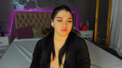 MissMillss online show from January 7, 6:16 am