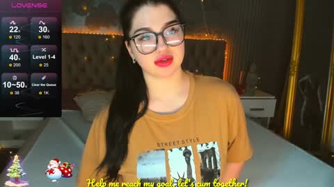 MissMillss online show from December 21, 6:19 am