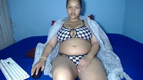 Snapshot of missmimmi69 chatting on October 4, 8:42 am mimmi online show from October 4, 8:42 am