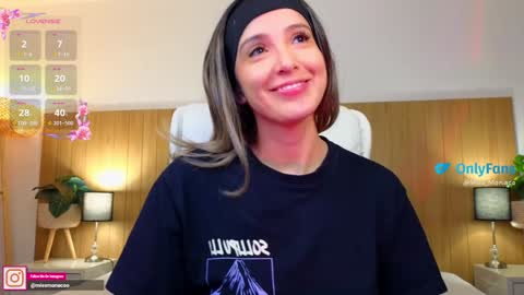 Emma Rivera online show from December 10, 1:00 am